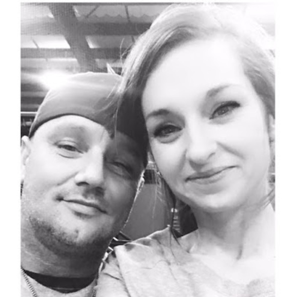 Meet your Posher, Amber - Picture 1 of 1